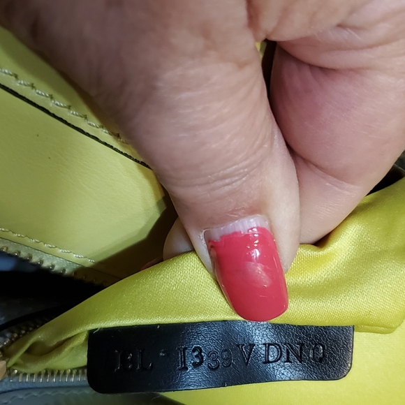 Valentino Garavani Colorblock Rockstud Crossbody/Satchel. - Picture 10 of 16